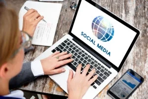 Business Social Media 300x200 1